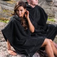 Luin-Living-Black-Ponchos