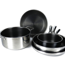 sauteset-5pc-onwhite-1_eda554cf-444f-4db4-af74-c80ca1084eb2_grande