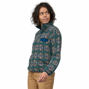 ws-lightweight-synchilla-snap-t-fleece-pullover-recycled-polyester-shirt-patagonia-snow-beam-pale-periwinkle-xs-138935_2048x2048